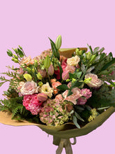 Load image into Gallery viewer, GIF Luxe Pink Bouquet