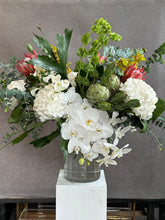 Load image into Gallery viewer, Royale Tropical Vase Arrangement