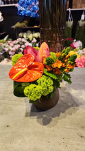 Load image into Gallery viewer, Low Vase Arrangement
