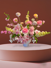 Load image into Gallery viewer, Grand Modern Ikabana Vase Arrangement