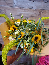 Load image into Gallery viewer, GIF Signature Bouquet