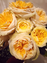 Load image into Gallery viewer, Roses (Non-Red)