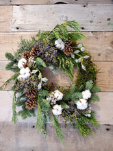 Load image into Gallery viewer, Sustainable Holiday Wreath
