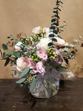 Load image into Gallery viewer, GIF Floral Bubbles