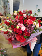 Load image into Gallery viewer, Ultimate Rose Bouquet