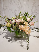 Load image into Gallery viewer, Low Vase Arrangement
