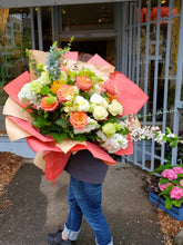 Load image into Gallery viewer, GIF Luxe Apricot Bouquet