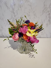 Load image into Gallery viewer, GIF Floral Bubbles