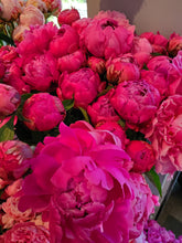 Load image into Gallery viewer, Fresh Cut Peonies