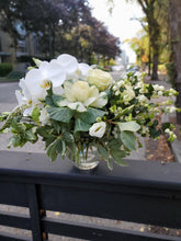 Load image into Gallery viewer, Classic White Vase Arrangment