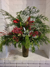 Load image into Gallery viewer, Holiday Designer's Choice Vase Arrangment