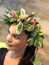 Load image into Gallery viewer, Floral Crown