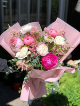 Load image into Gallery viewer, Peony & Friends Bouquet
