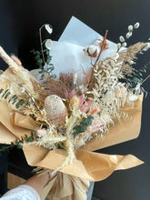 Load image into Gallery viewer, Dried & Preserved Bouquet
