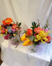 Load image into Gallery viewer, GIF Floral Bubbles