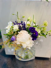 Load image into Gallery viewer, GIF Floral Bubbles