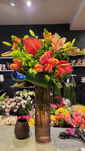 GIF Signature Vase Arrangement