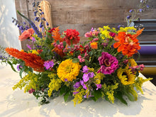 Load image into Gallery viewer, Table Centrepiece
