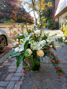 GIF Signature Vase Arrangement