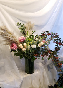 GIF Signature Vase Arrangement