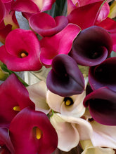 Load image into Gallery viewer, Fresh Cut Calla Lilies
