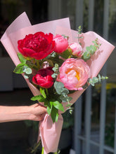 Load image into Gallery viewer, Peony Posy
